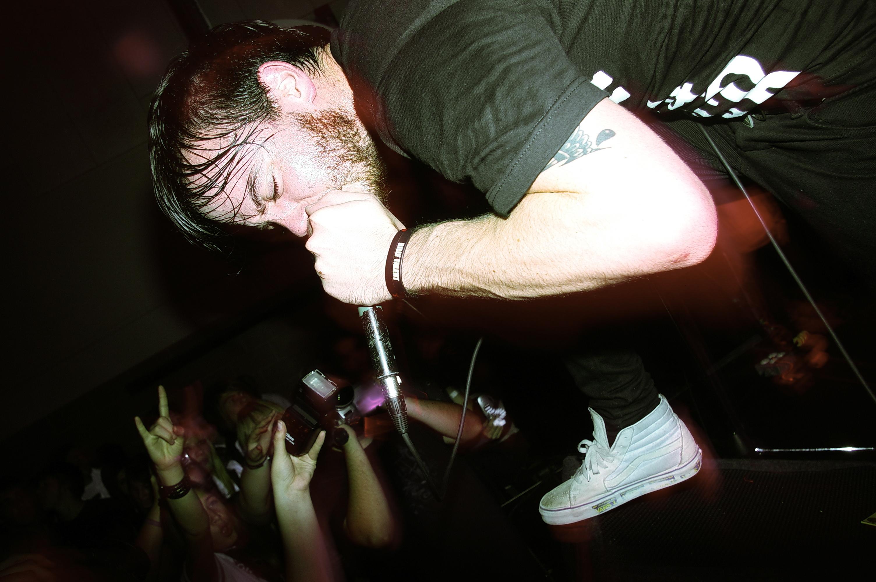 CancerBats_Photo-FlickrCCdave Cancer Bats
